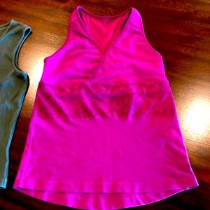 Lululemon yoga tank with built in bra